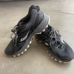 Black Saucony hiking sneakers